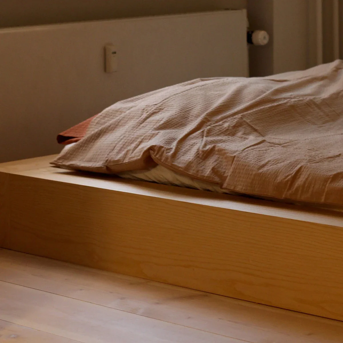 Surface Bed Frame - Image 3